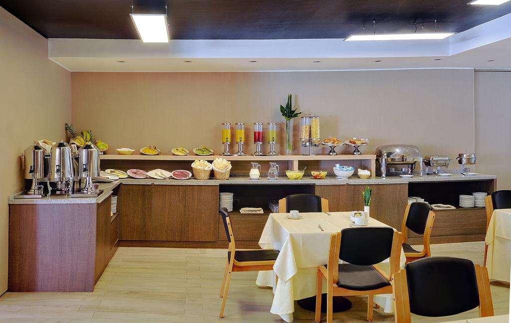 Panamericana Hotel Providencia Santiago del Cile Ristorante foto